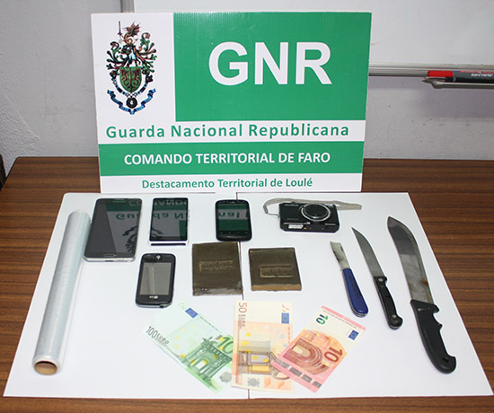 GNR Apreende droga em Quarteira 11 março 2015
