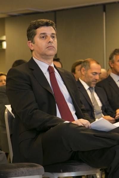 Ministro da economia na tomada de posse de João Soares
