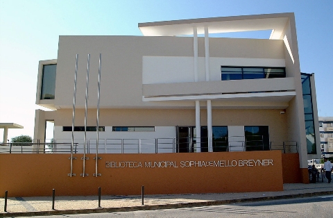 Sophia de Mello Breyner Andresen Municipal Library - CMLoulé - Mira