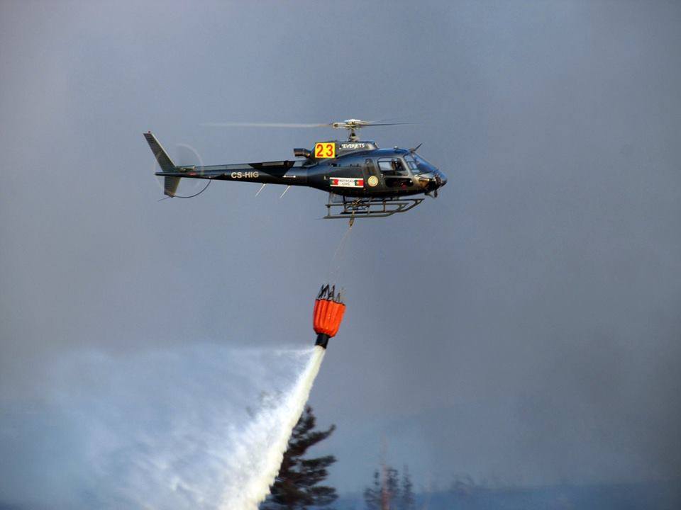 Mexilhoeira_helicopter fire