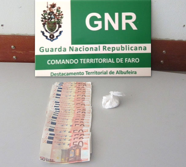 Drug seizure and counterfeit bills Albufeira