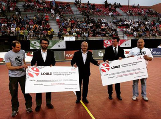 Proceeds from the games donated to social solidarity institutions in the municipality: Associação Existir and Casa da Primeira Infância de Loulé
