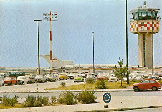 Illustrated airport postcard from Faro