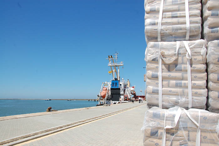 Cimpor cement about to be loaded at the Port of Faro