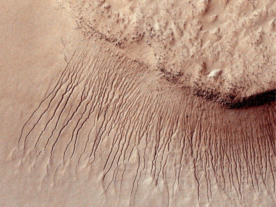 água salgada em Marte