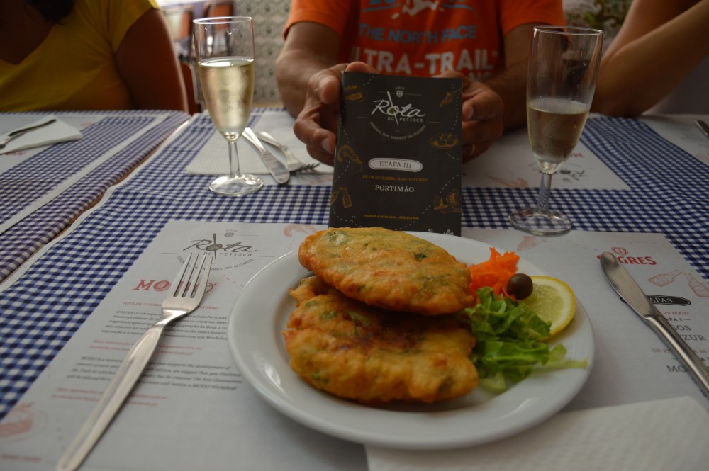 Adega Restaurante Os Unidos, em Portimão - as já famosas pataniscas de bacalhau (nº 31)