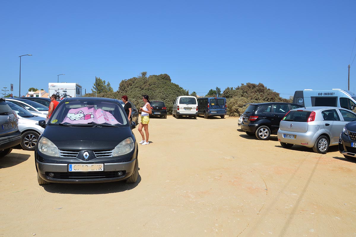 Parking can be a challenge near Marinha Beach during the peak season.