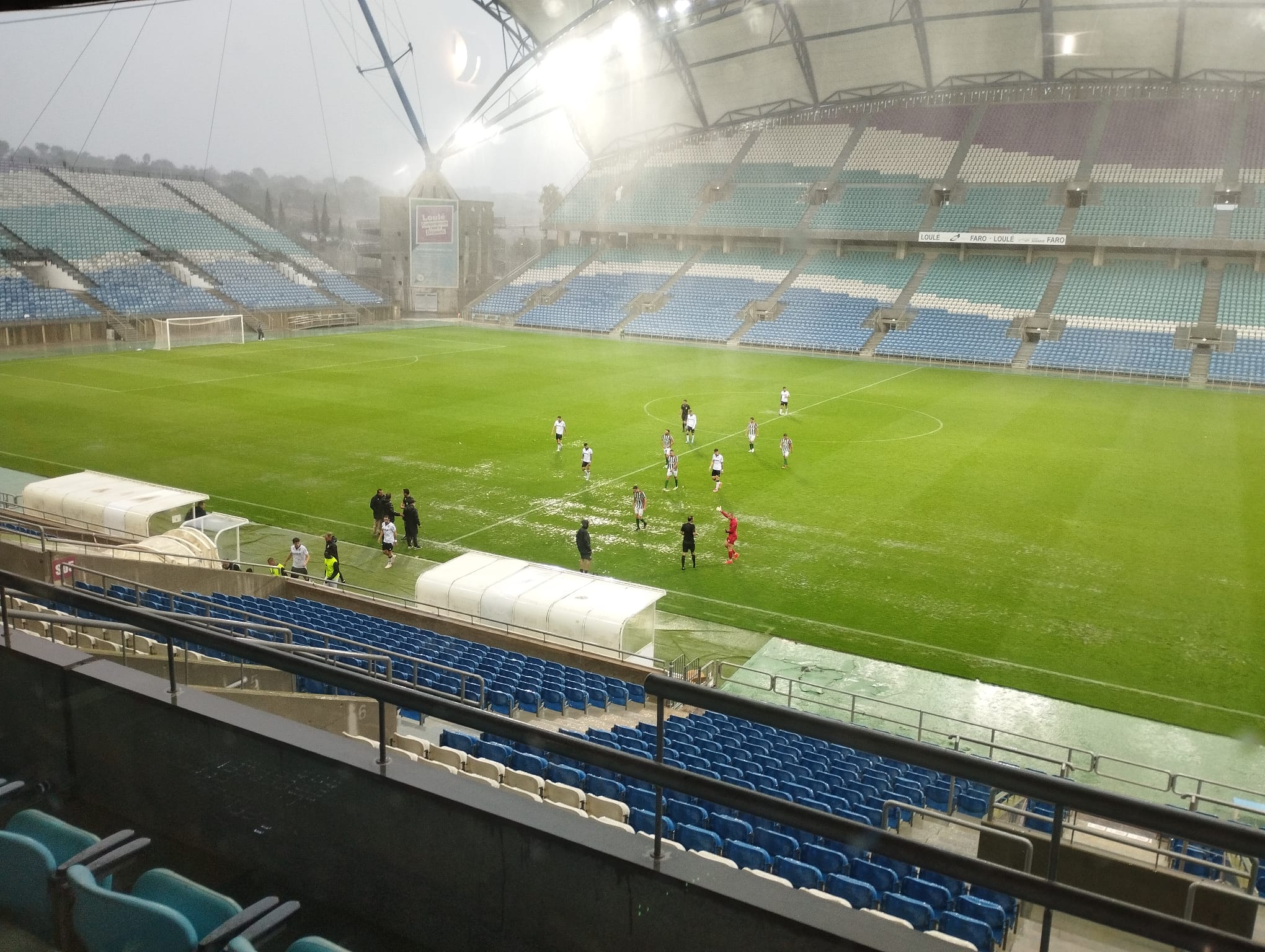 Ex-FC Porto em maus lençóis no Besiktas devido a… transplante capilar