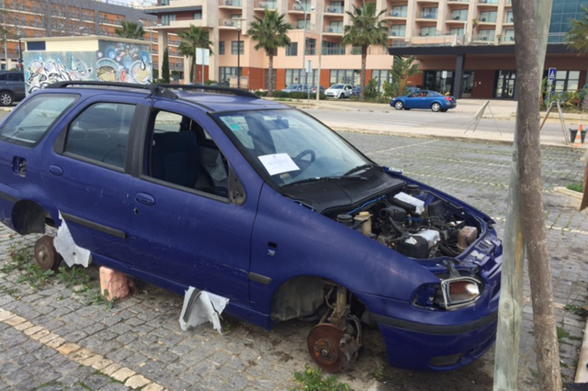 Sul Informação - Câmara de Olhão “aperta o cerco” a veículos abandonados