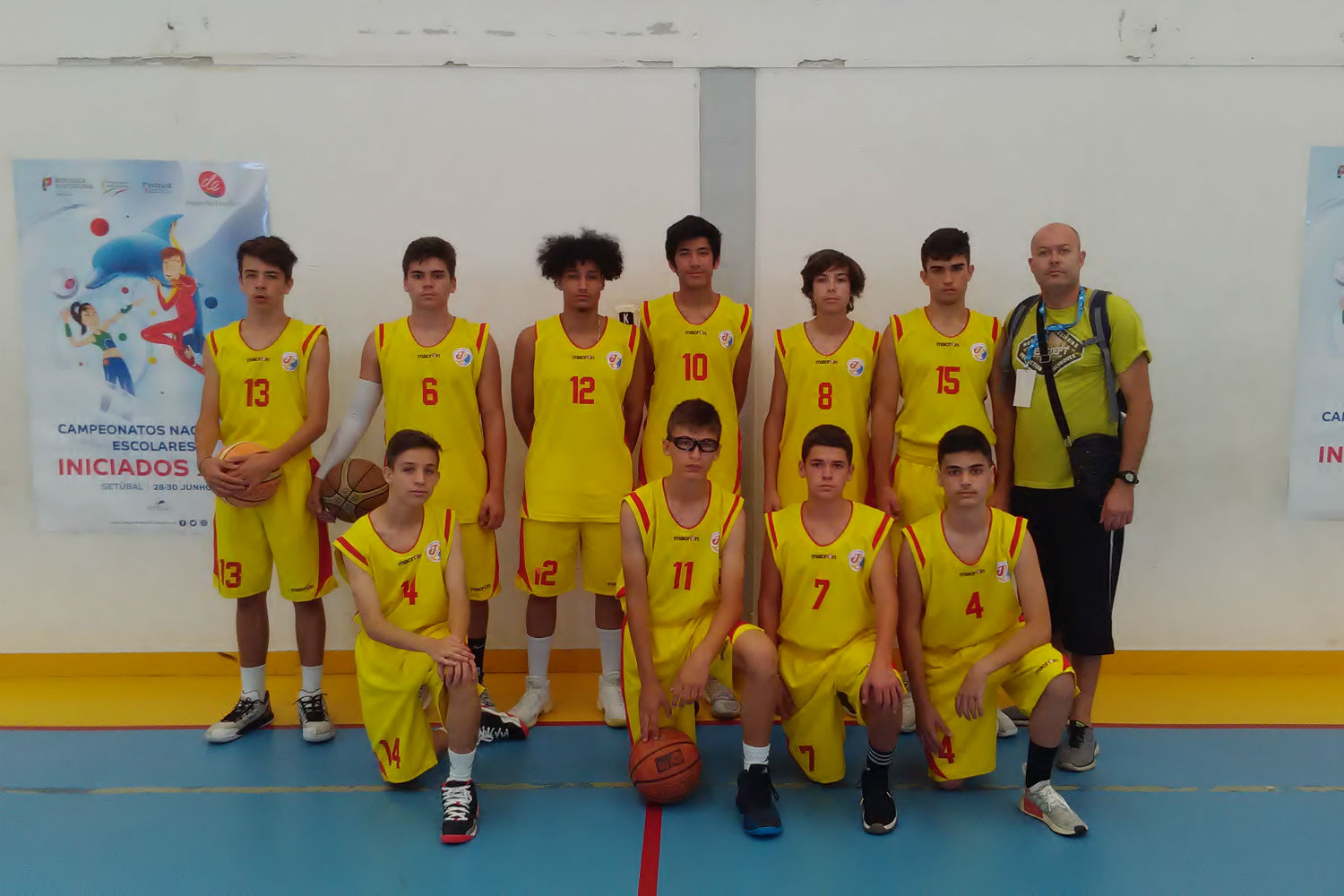 Sul Informação - Jovens da Escola Carlos da Maia de Olhão são campeões nacionais de basquetebol