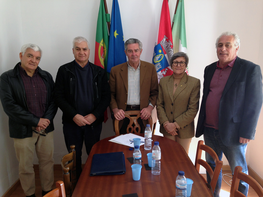 Sul Informação - Bloco de Esquerda reuniu-se com entidades algarvias