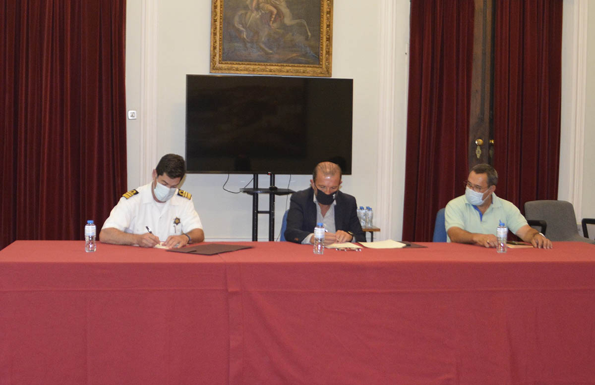 Sul Informação - Câmara de Santiago do Cacém e Capitania firmam protocolo para gerir praias marítimas