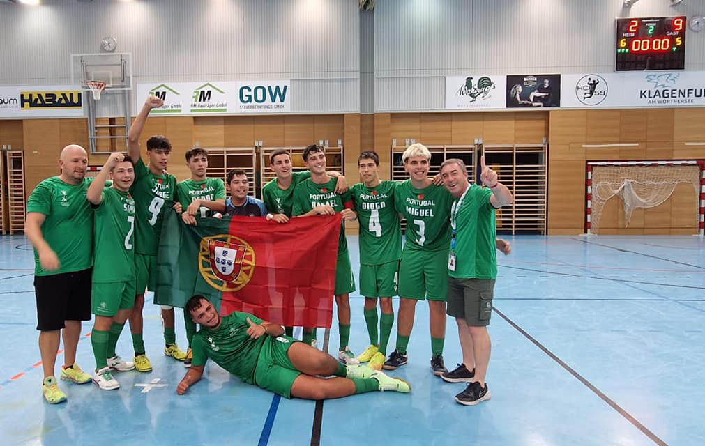 Sul Informação - Agrupamento de Escolas de VRSA sagra-se campeão de Futsal masculino nos FISEC Games