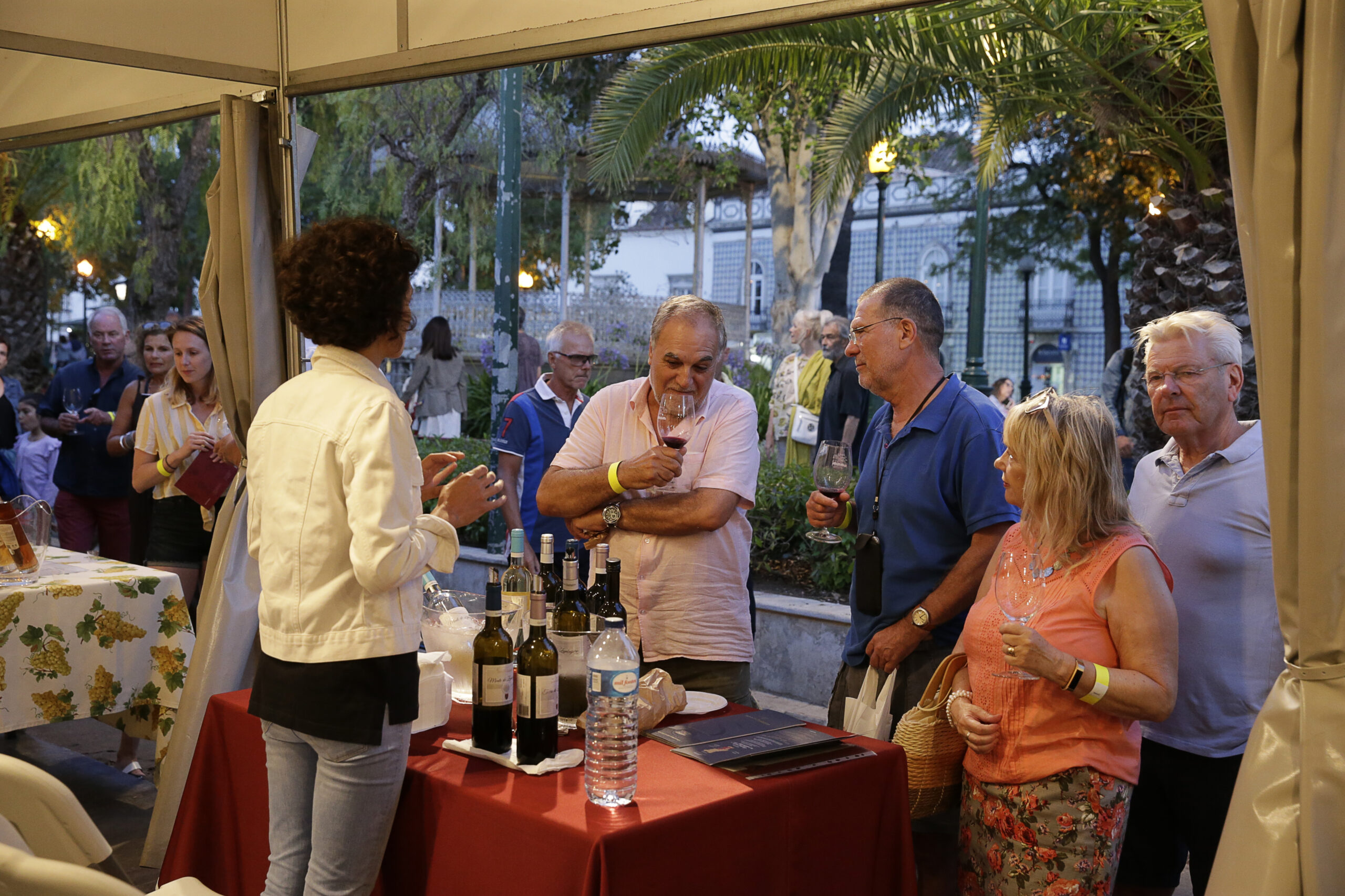 Sul Informação - Dos vinhos aos livros: feiras temáticas integram “Verão em Tavira”