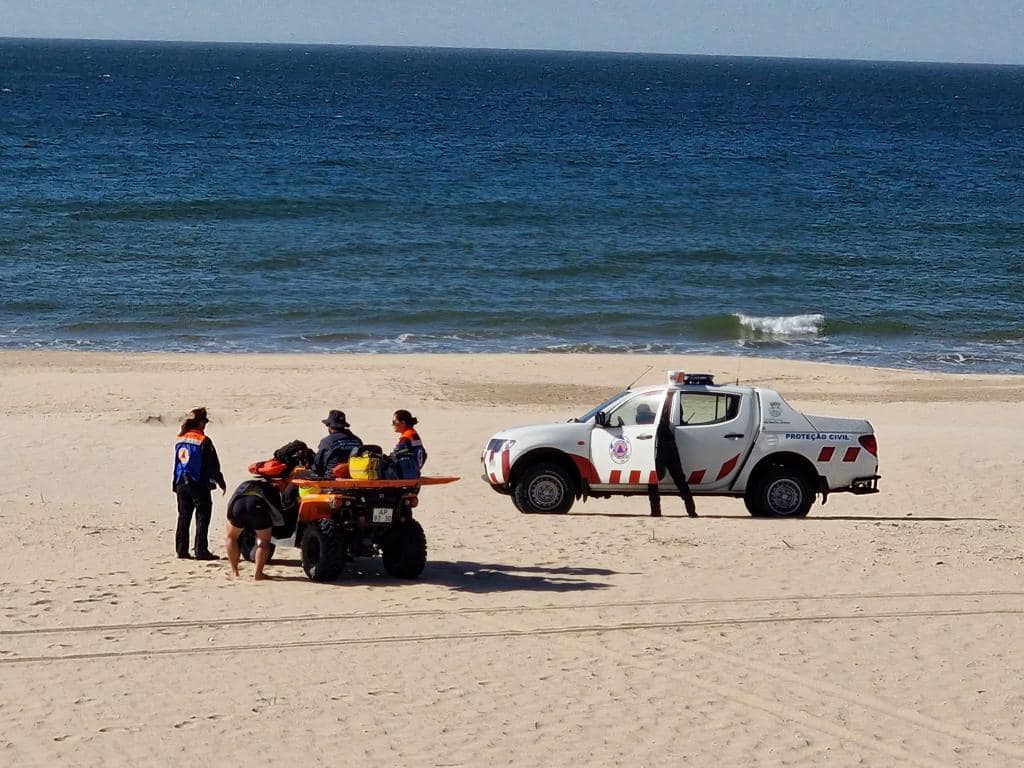 Sul Informação - Jovem desaparecida no mar em Monte Gordo foi encontrada com vida por um cargueiro
