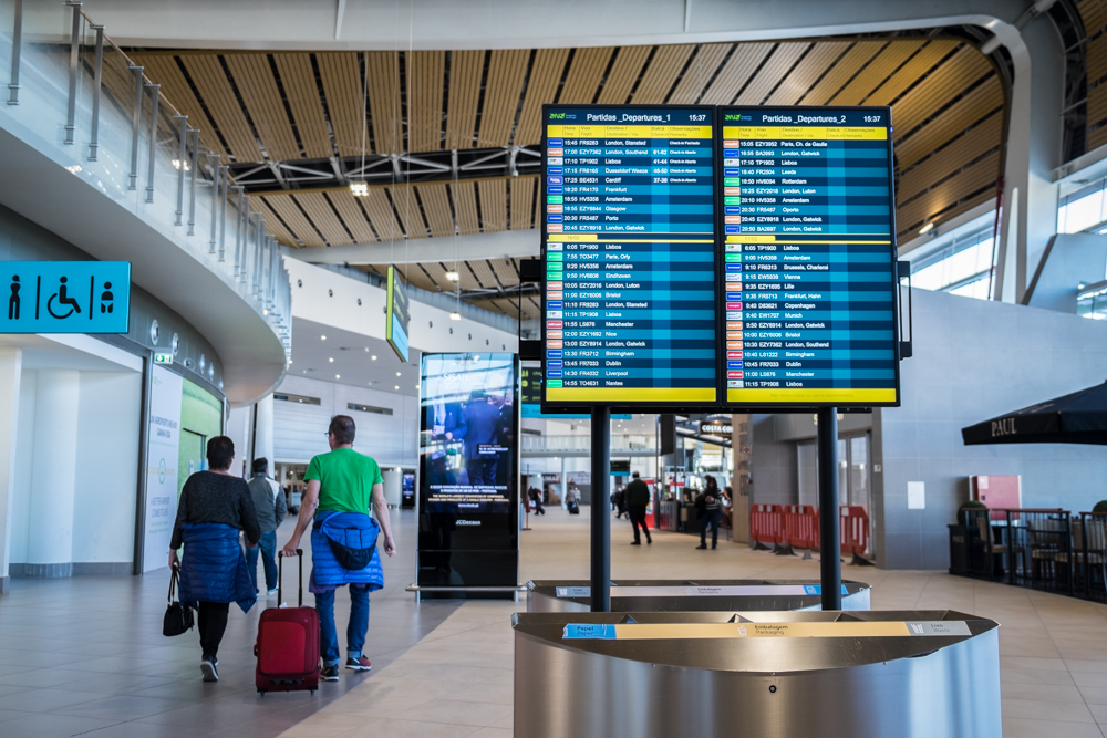 Sul Informação - Aeroporto de Faro foi um dos da Europa que mais passageiros perdeu em Julho