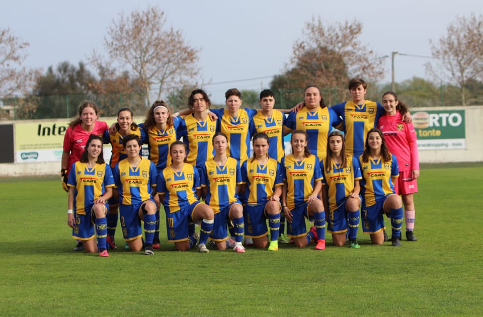 Sul Informação - Futebol feminino do Ferreiras vai ter treino aberto para «atrair novos talentos»