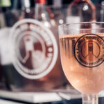 Sul Informação - Vinhos do Algarve dão-se a beber ao pôr-de-sol nas praias