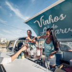 Sul Informação - Vinhos do Algarve dão-se a beber ao pôr-de-sol nas praias