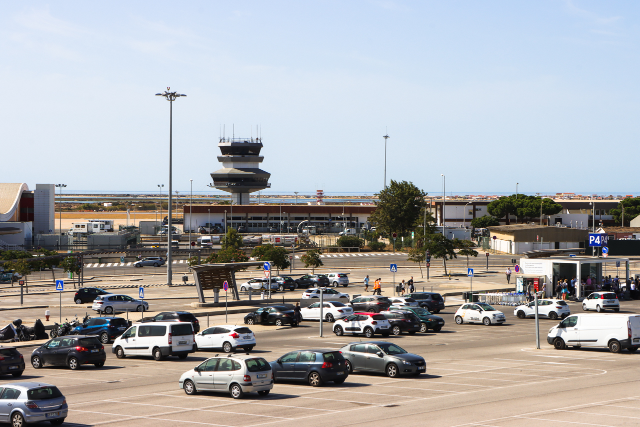Sul Informação - “Regresso” dos ingleses aumenta em 25% reservas nas rent-a-car algarvias
