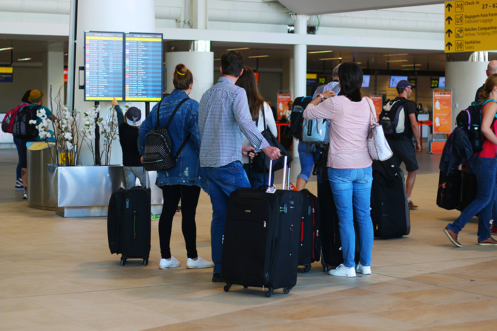 Sul Informação - Aeroporto de Faro: 8 milhões de passageiros transportados em 2017 «é número fantástico»
