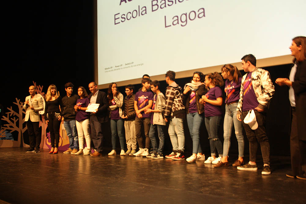 Sul Informação - Escola Rio Arade ganha o 1º prémio do Projeto Educativo Power Up da Galp