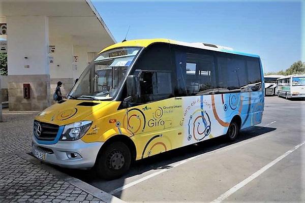 Sul Informação - Albufeira paga transporte para a escola a alunos do pré-escolar ao Secundário