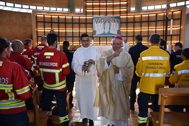 Sul Informação - Bispo abençoou bombeiros do Algarve