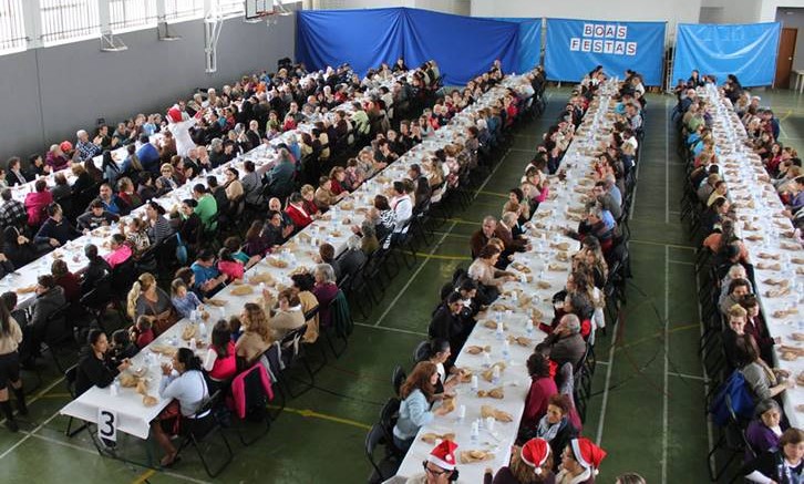 Sul Informação - Junta de Portimão oferece 550 cabazes de Natal e almoço solidário a famílias da freguesia