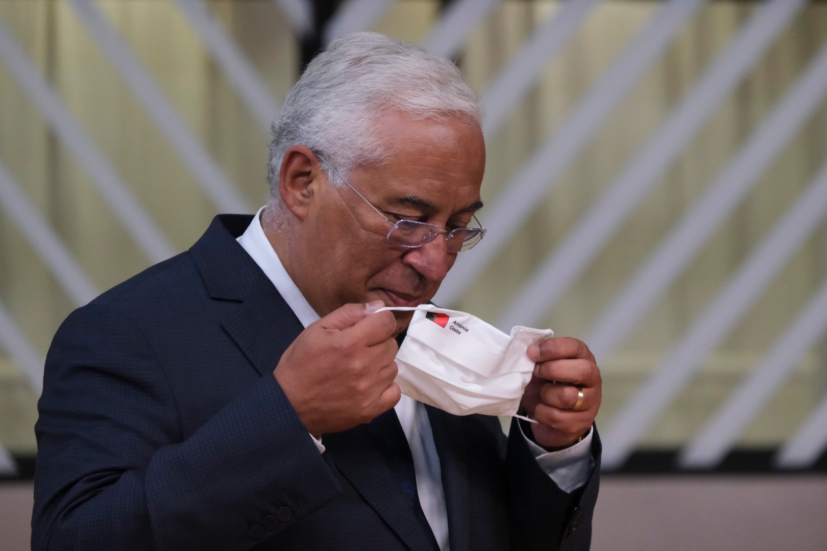 Sul Informação - Covid-19: Costa em isolamento profilático após ter estado com Macron em Paris