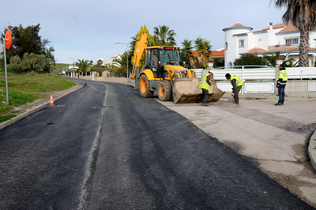 Sul Informação - Castro Marim: Avançam as obras nas ruas da Quinta do Sobral