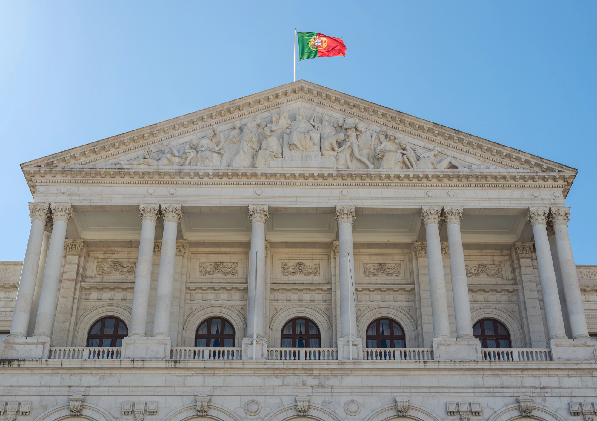 Sul Informação - Afinal há três candidatos a presidente da Assembleia da República