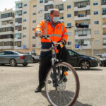 Sul Informação - Médicos e enfermeiros de Faro já podem ir de bicicleta elétrica prestar apoio domiciliário
