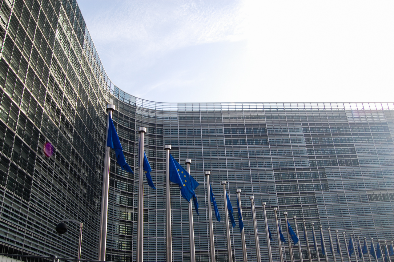 Sul Informação - Bruxelas revê em ligeira alta crescimento da economia europeia