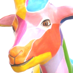 Sul Informação - Tavira Gran Plaza acolhe a exposição «Cabra Parade»