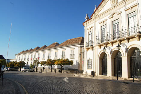 Sul Informação - Diocese do Algarve diz que é «compromisso aceitável» se provedor da Misericórdia de Portimão sair caso seja acusado