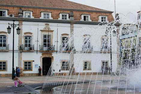 Sul Informação - Carito suspeito de «corrupção, administração danosa, branqueamento e participação económica em negócio»
