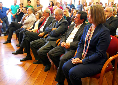 Sul Informação - PSD e PS chumbam proposta para vendedores não pagarem na Feira de Todos os Santos em Silves