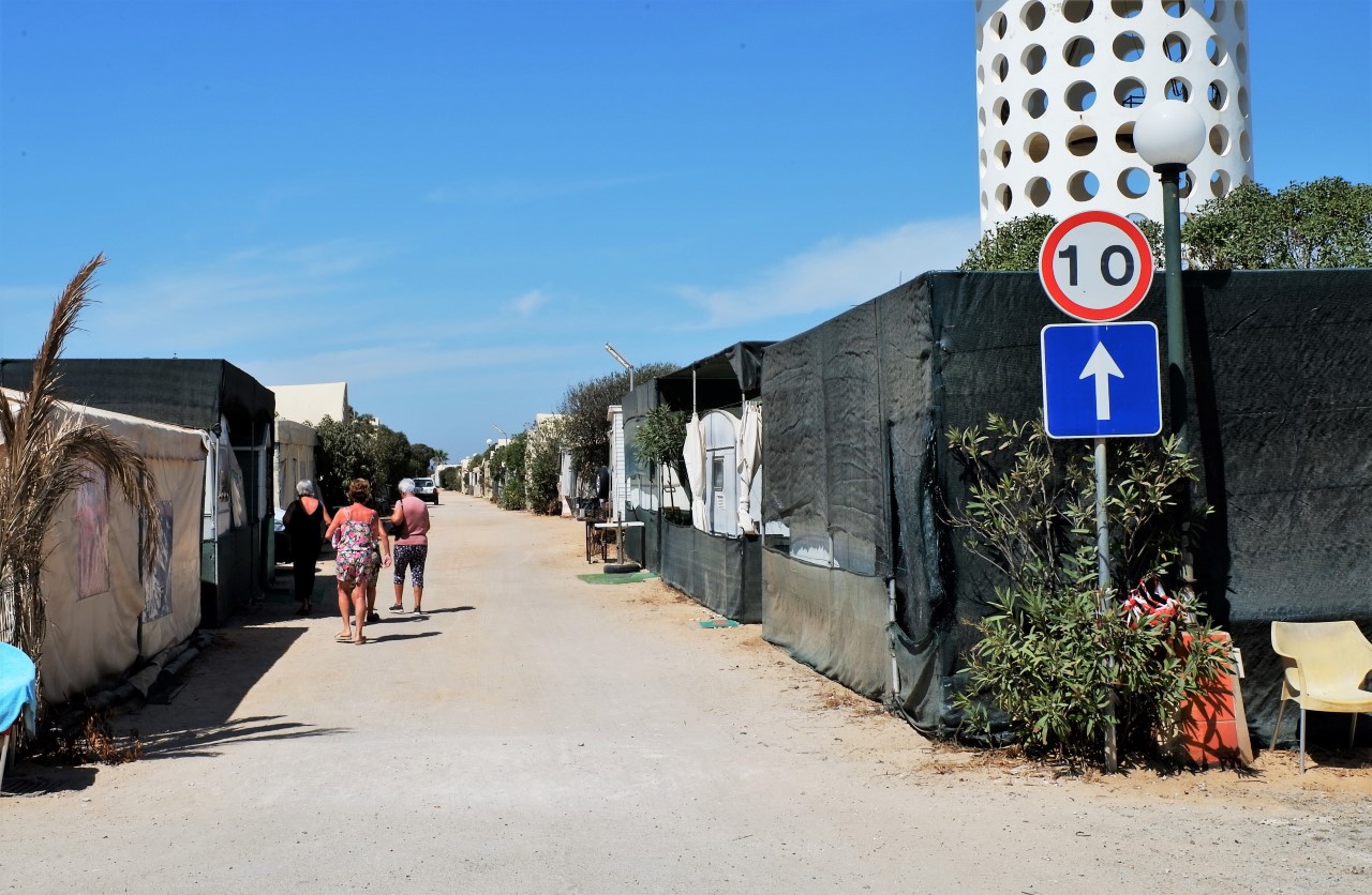 Sul Informação - Câmara «não altera um milímetro» retirada de utentes do campismo da Praia de Faro