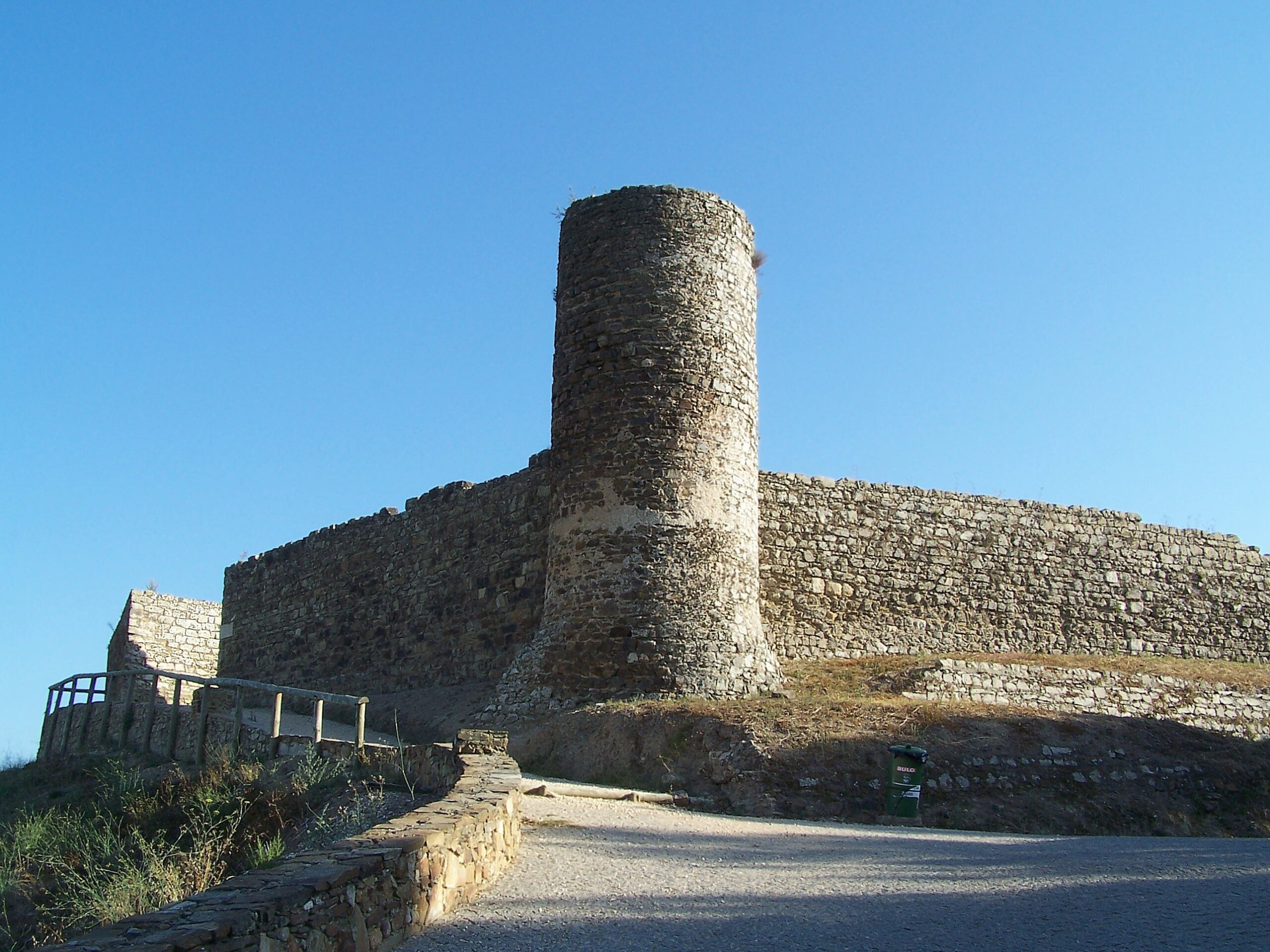 Sul Informação - Castelo de Aljezur percorre “Fio da Memória” a 30 de Junho