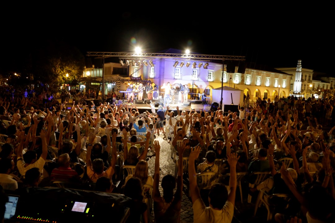 Sul Informação - Mais de 15 mil pessoas assistiram ao Festival “Cenas de Rua” de Tavira