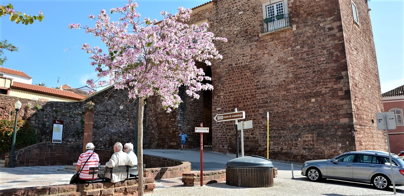 Sul Informação - Música e desporto estão em destaque na IV Semana Cultural, Recreativa e Desportiva de Silves