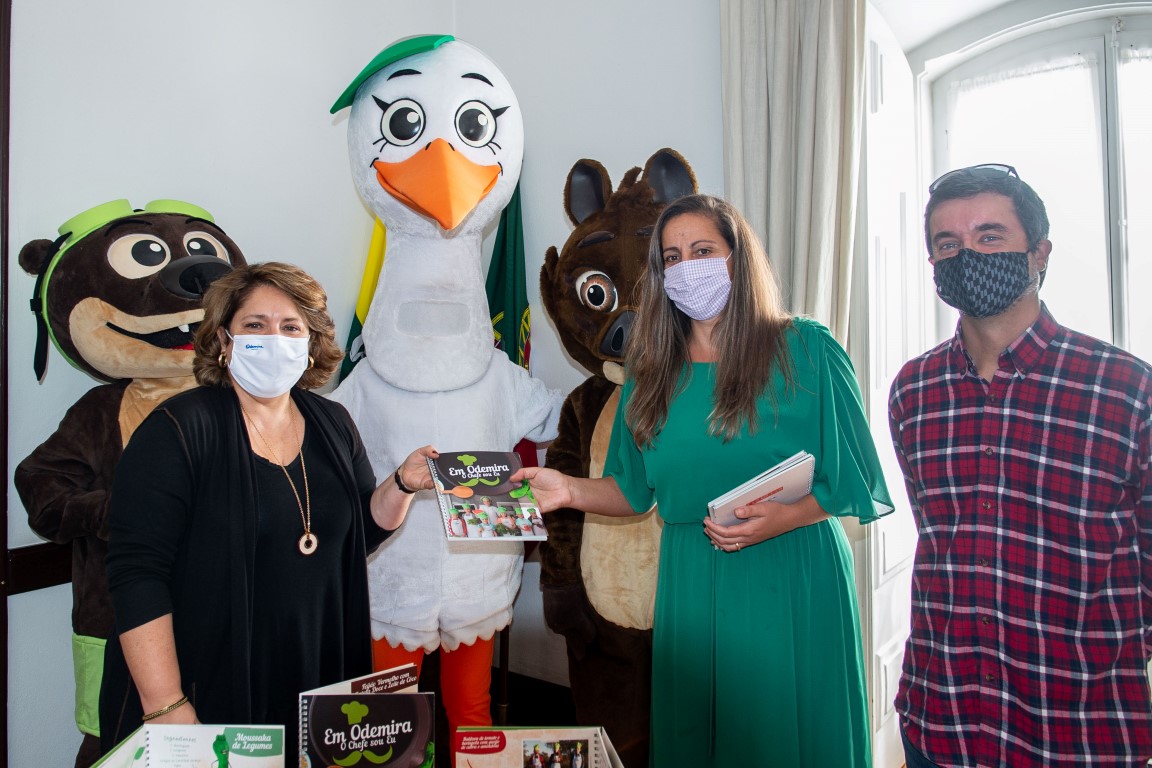 Sul Informação - Crianças de Odemira aprendem a cozinhar comida saudável