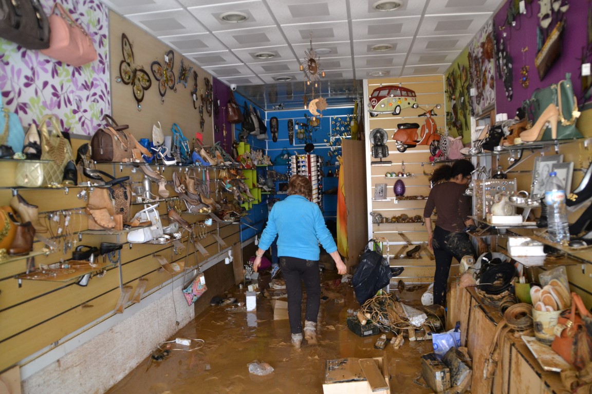Sul Informação - Em Albufeira reconstrói-se a bonança depois da tempestade (com fotos)
