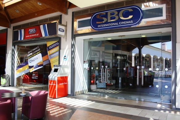 Sul Informação - Cinemas SBC do Fórum Algarve fecharam esta segunda-feira