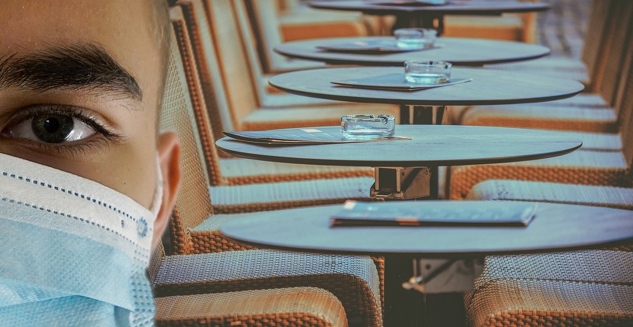Sul Informação - Covid-19: Mudança de hábitos e falta de trabalhadores leva restaurantes a manter horário reduzido