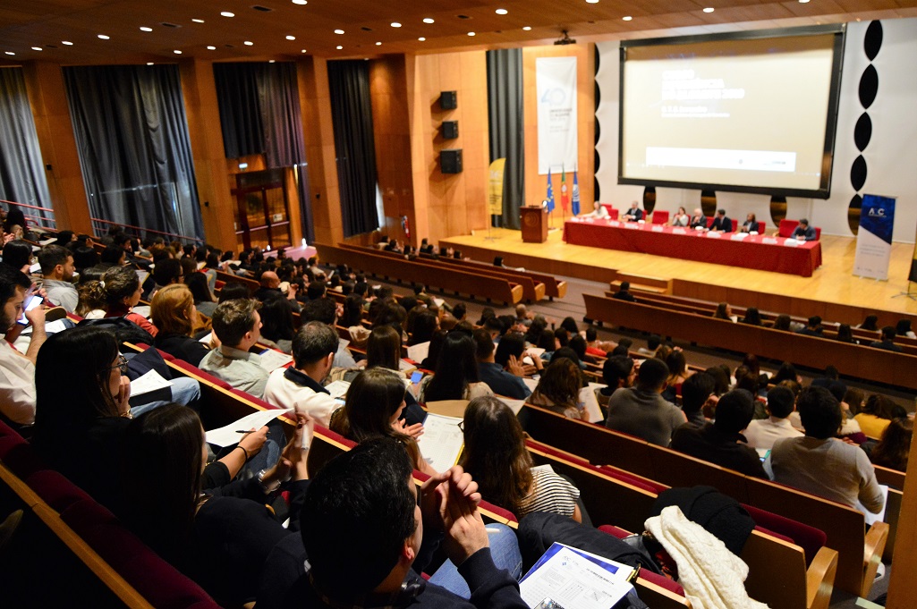 Sul Informação - Médicos de todo o país aderem em força ao Curso Urgência no Algarve