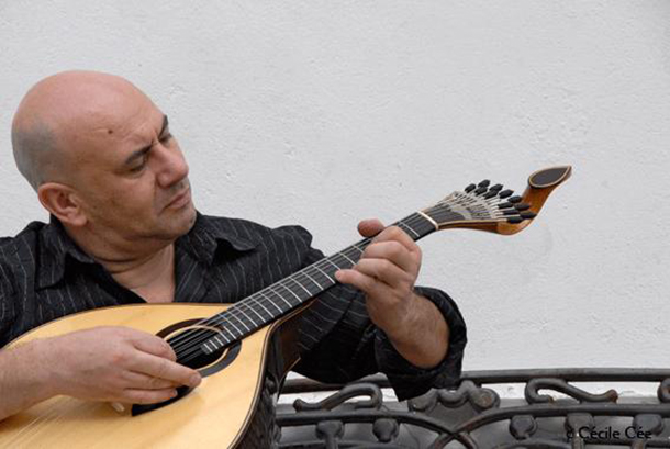 Sul Informação - Custódio Castelo celebra «O Fado e o Vinho» em São Bartolomeu de Messines