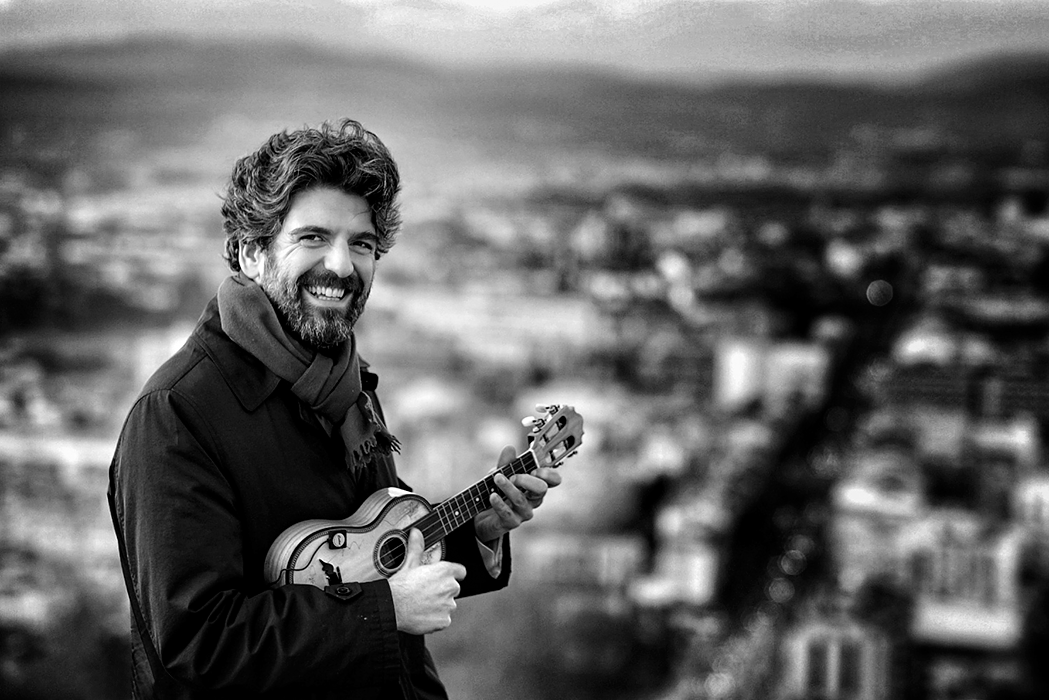 Sul Informação - Festival Internacional de Guitarra começa hoje em Carvoeiro com concerto que junta guitarra andaluza, canto e cavaquinho