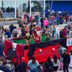 Sul Informação - Fotogaleria: Carnaval Trapalhão teve “casa” cheia com Xico Barata em Armação de Pêra
